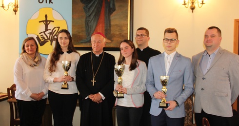 Wręczenie nagród laureatom OTK w Łowiczu