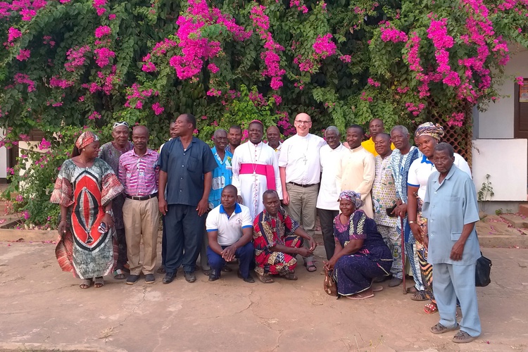 Bp Janusz Ostowski w Togo