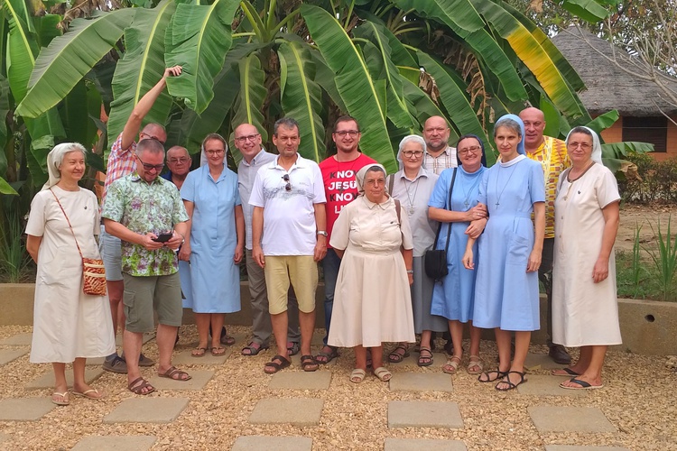 Bp Janusz Ostowski w Togo