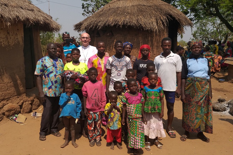 Bp Janusz Ostowski w Togo