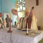 Bp Janusz Ostowski w Togo