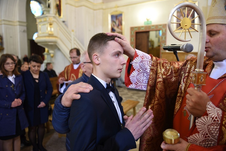 Bierzmowanie w Rzezawie