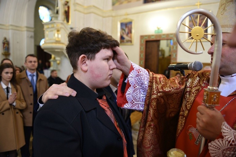 Bierzmowanie w Rzezawie