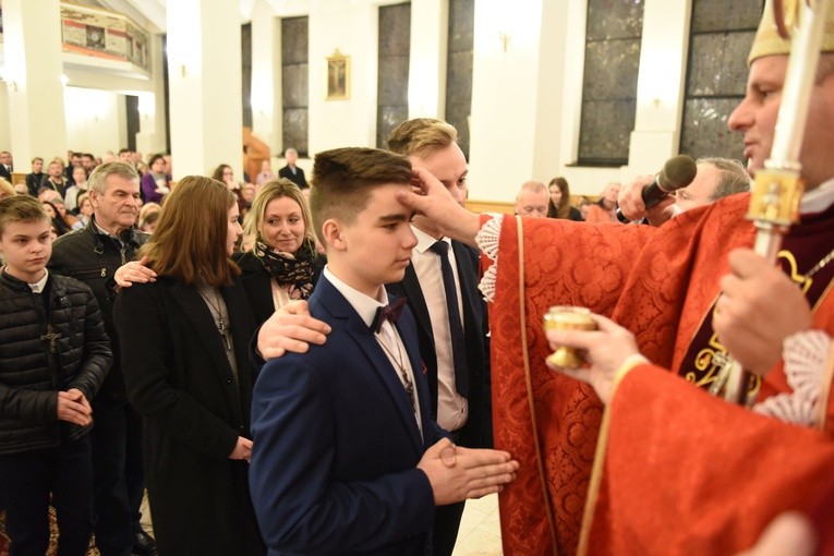 Bierzmowanie u św. Jana Nepomucena w Bochni