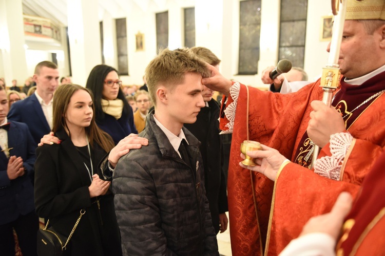 Bierzmowanie u św. Jana Nepomucena w Bochni