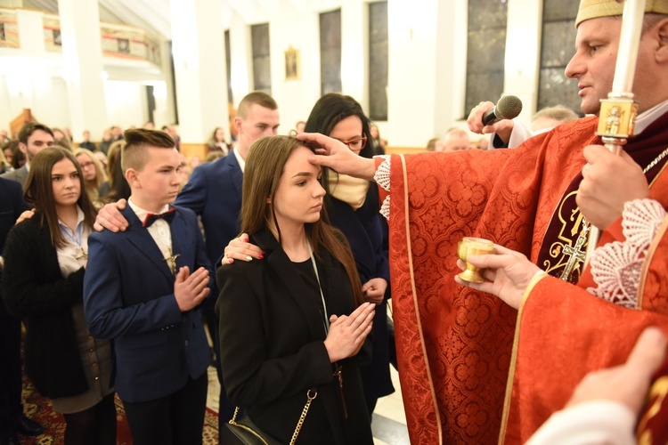 Bierzmowanie u św. Jana Nepomucena w Bochni