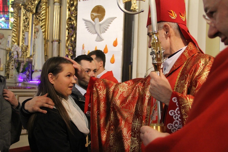 Bierzmowanie w Luszowicach