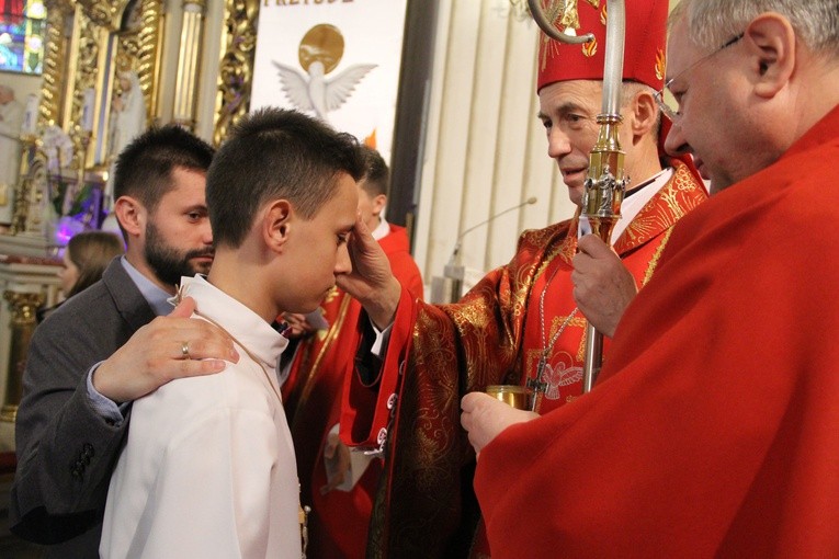 Bierzmowanie w Luszowicach