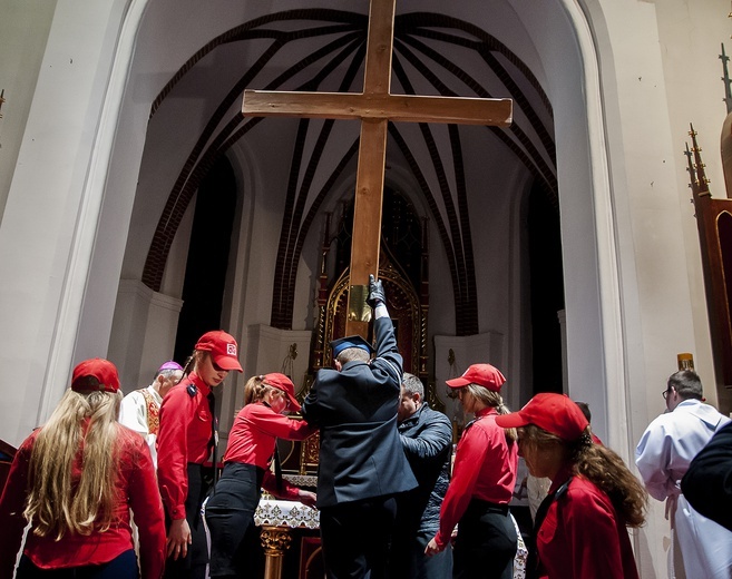 Wielkopostne Czuwanie Młodych w Złocieńcu cz. 1