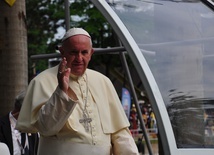 Papież: trzeba kochać Kościół i wtedy, gdy ma na obliczu zmarszczki grzechu