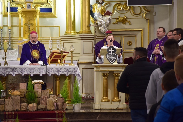 XV Grand Prix Diecezji Łowickiej LSO w Piłce Nożnej Halowej o Puchar Biskupa Łowickiego - cz. 1