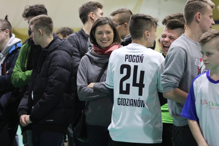 XV Grand Prix Diecezji Łowickiej LSO w Piłce Nożnej Halowej o Puchar Biskupa Łowickiego - cz. 2