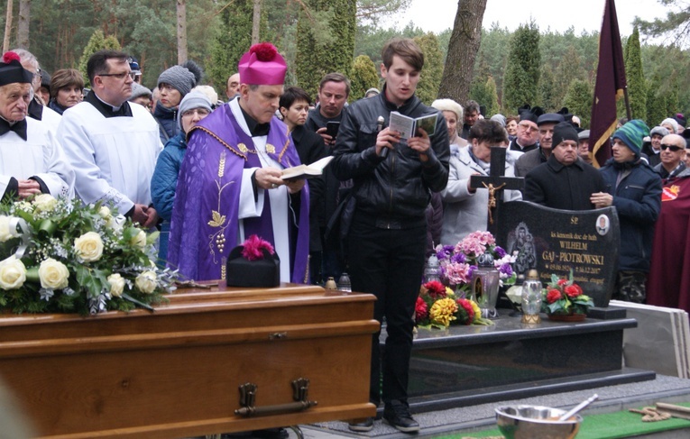 Ostatnie pożegnanie dobrego kapłana 