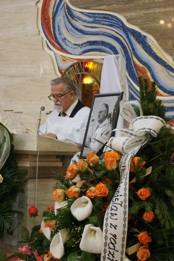 Ostatnie pożegnanie dobrego kapłana 