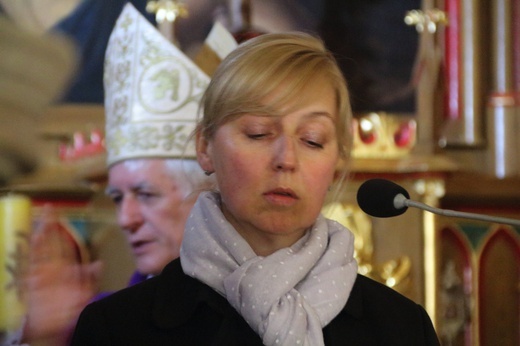 Poświęcenie ołtarza w Mokrem