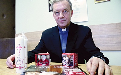 – Paschaliki i skarbonki dla dzieci, obok baranków, są narzędziami chrześcijańskiego miłosierdzia  – mówi ks. Zbigniew Pietruszka, dyrektor CDT.