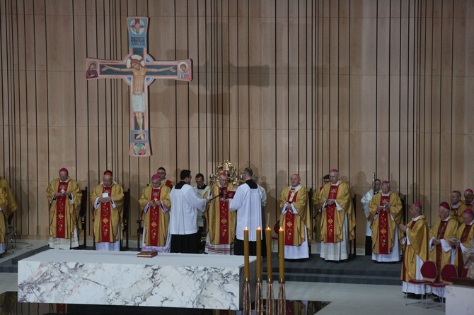 Świeca Niepodległości dla papieża Franciszka