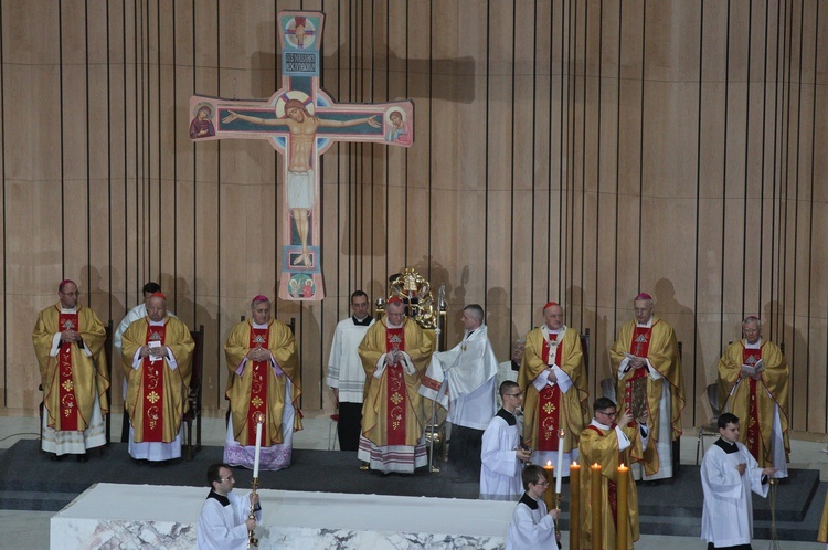 Świeca Niepodległości dla papieża Franciszka