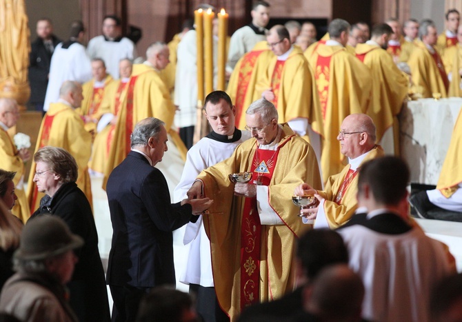 Świeca Niepodległości dla papieża Franciszka