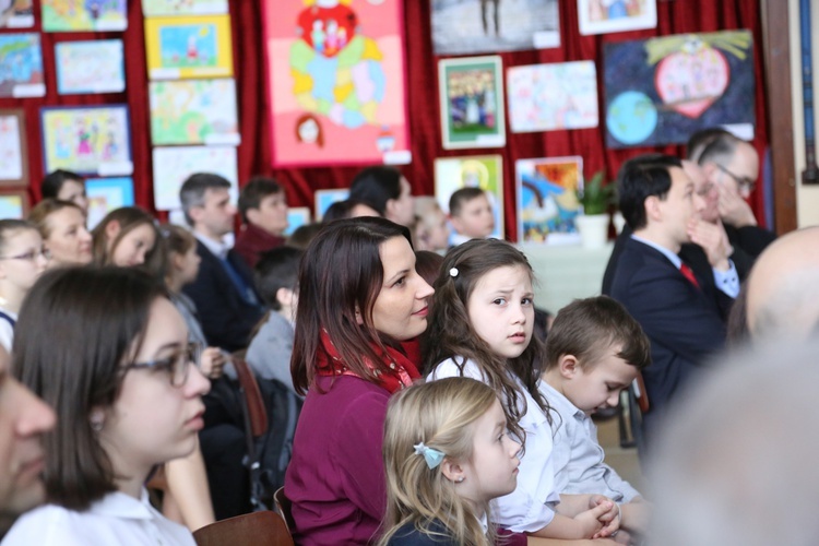 Karolino świeć nam przykładem