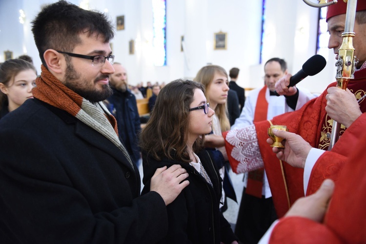 Bierzmowanie w kościele bł. Karoliny w Tarnowie