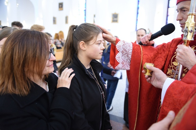 Bierzmowanie w kościele bł. Karoliny w Tarnowie