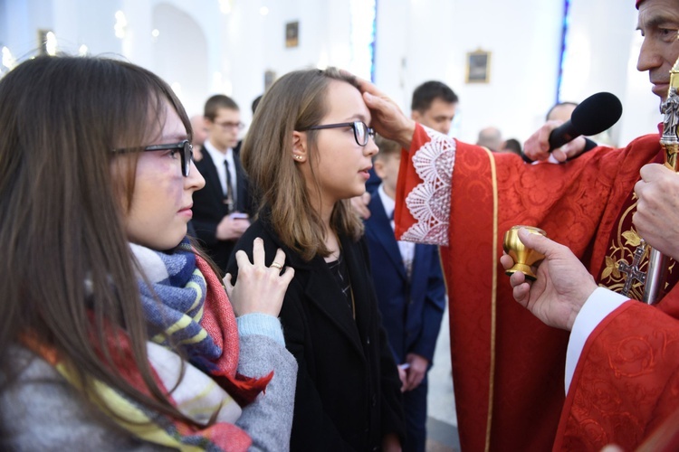 Bierzmowanie w kościele bł. Karoliny w Tarnowie