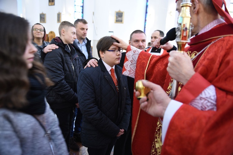 Bierzmowanie w kościele bł. Karoliny w Tarnowie