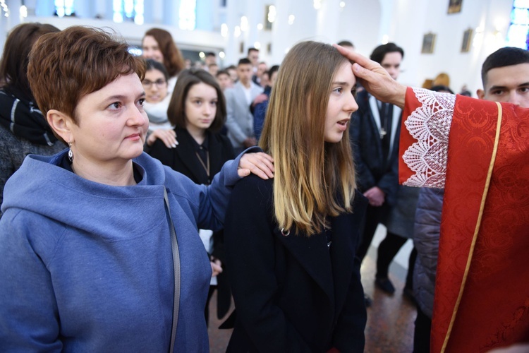 Bierzmowanie w kościele bł. Karoliny w Tarnowie