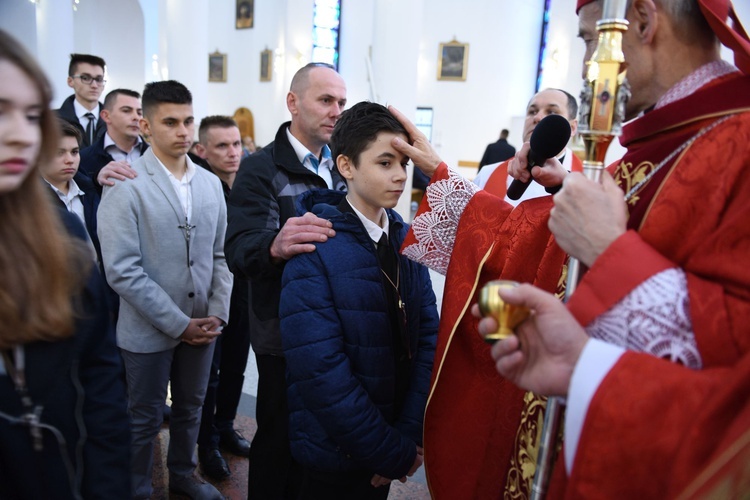 Bierzmowanie w kościele bł. Karoliny w Tarnowie