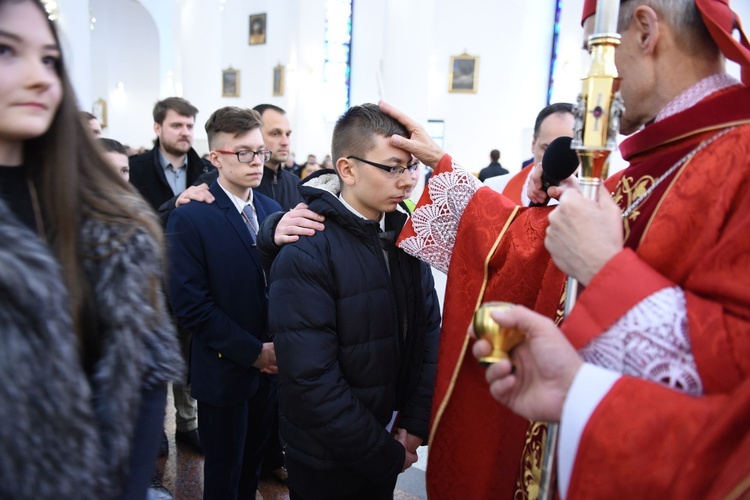 Bierzmowanie w kościele bł. Karoliny w Tarnowie