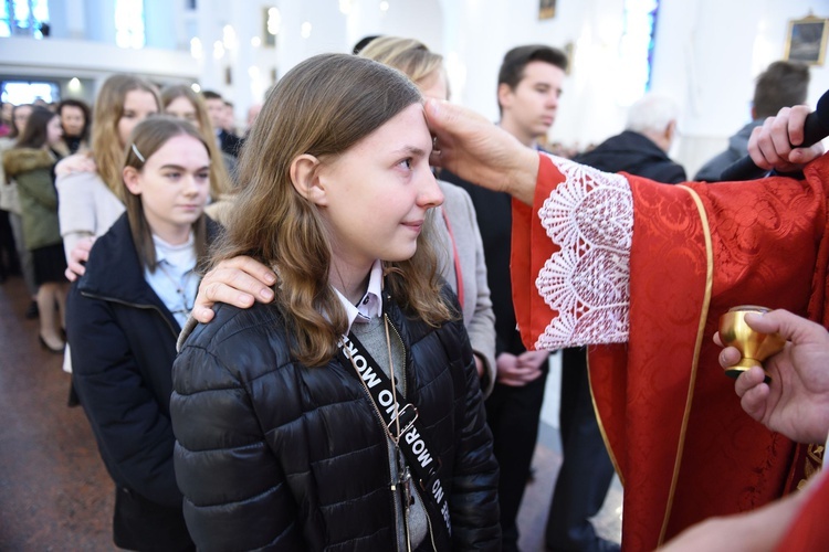 Bierzmowanie w kościele bł. Karoliny w Tarnowie