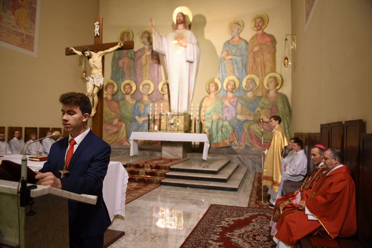 Bierzmowanie w kościele NSPJ w Tarnowie