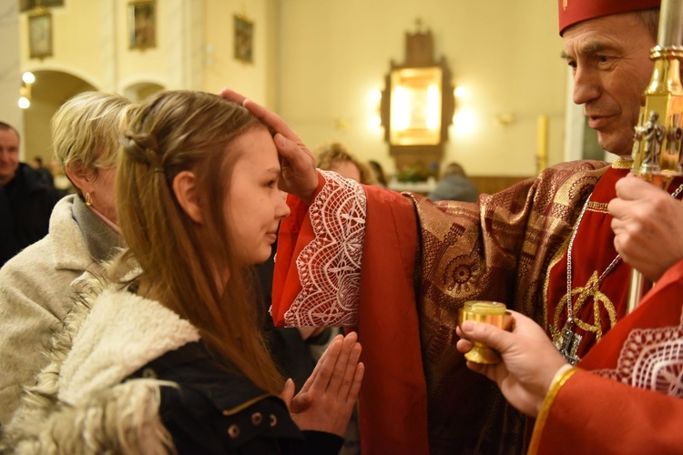 Bierzmowanie w kościele NSPJ w Tarnowie