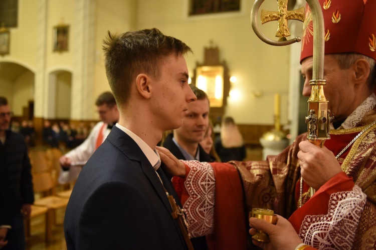 Bierzmowanie w kościele NSPJ w Tarnowie