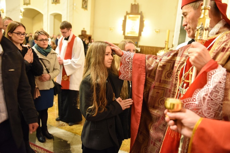 Bierzmowanie w kościele NSPJ w Tarnowie