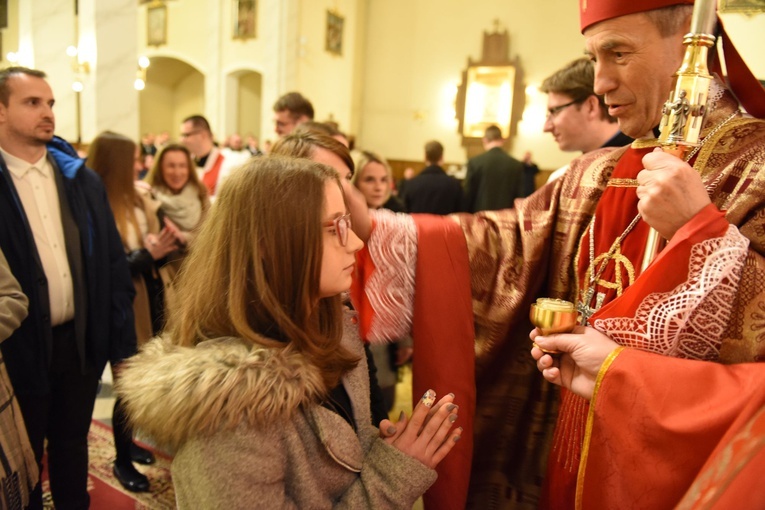Bierzmowanie w kościele NSPJ w Tarnowie
