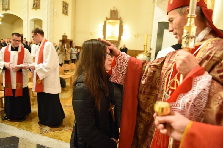 Bierzmowanie w kościele NSPJ w Tarnowie