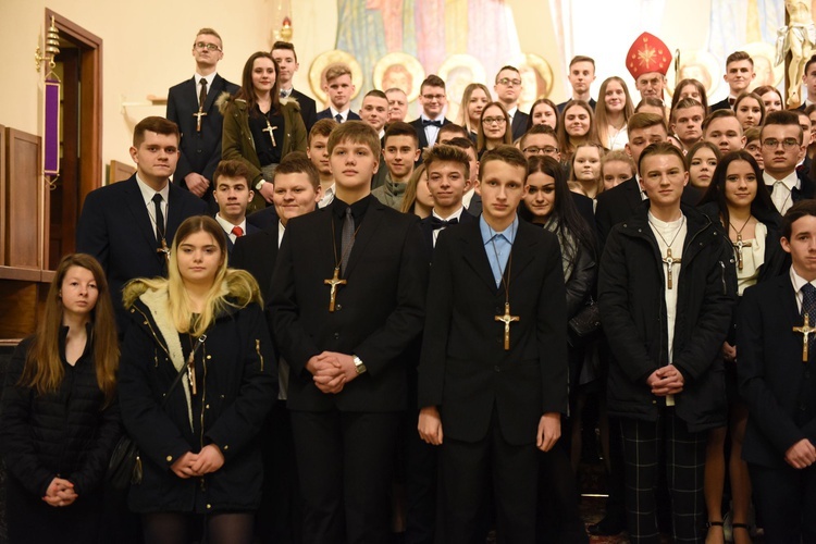 Bierzmowanie w kościele NSPJ w Tarnowie