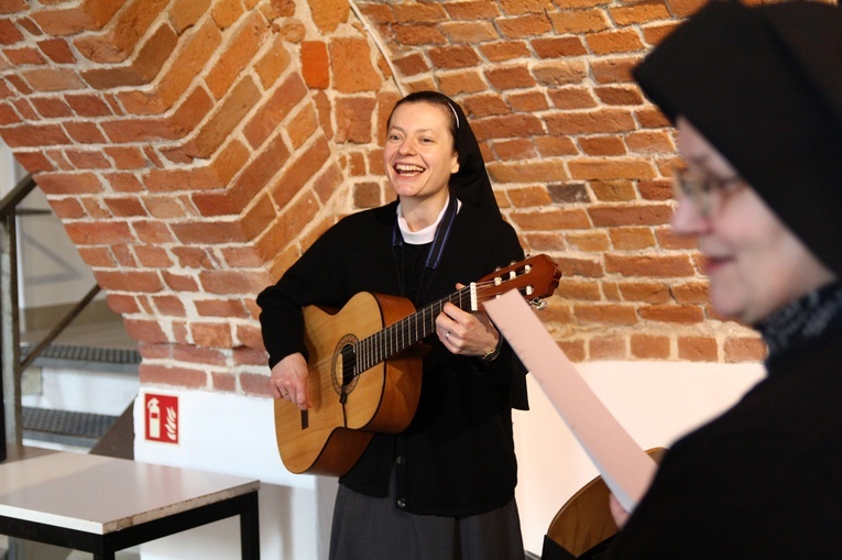 Święto patronalne abp. Józefa Kupnego i nowi nadzwyczajni szafarze Komunii św.