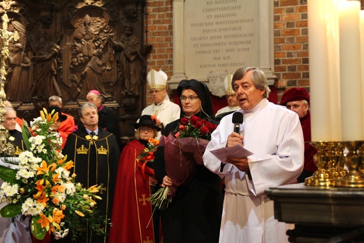 Święto patronalne abp. Józefa Kupnego i nowi nadzwyczajni szafarze Komunii św.