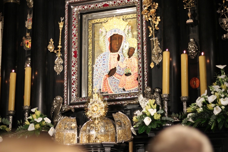 Zawierzenie Ruchu Światło-Życie diecezji łowickiej na Jasnej Górze