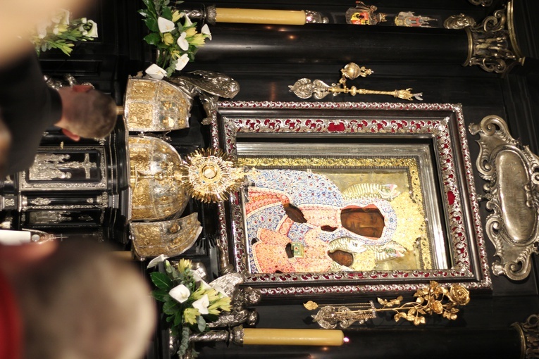 Zawierzenie Ruchu Światło-Życie diecezji łowickiej na Jasnej Górze