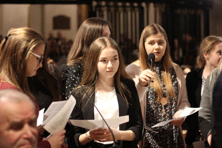 Zawierzenie Ruchu Światło-Życie diecezji łowickiej na Jasnej Górze