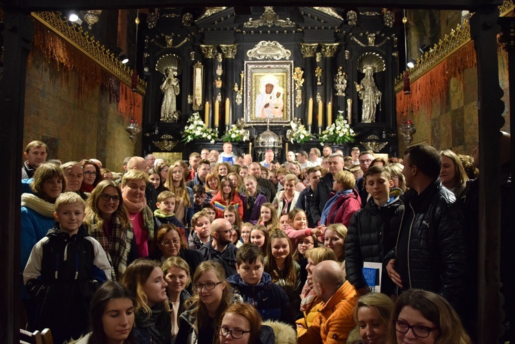 Zawierzenie Ruchu Światło-Życie diecezji łowickiej na Jasnej Górze