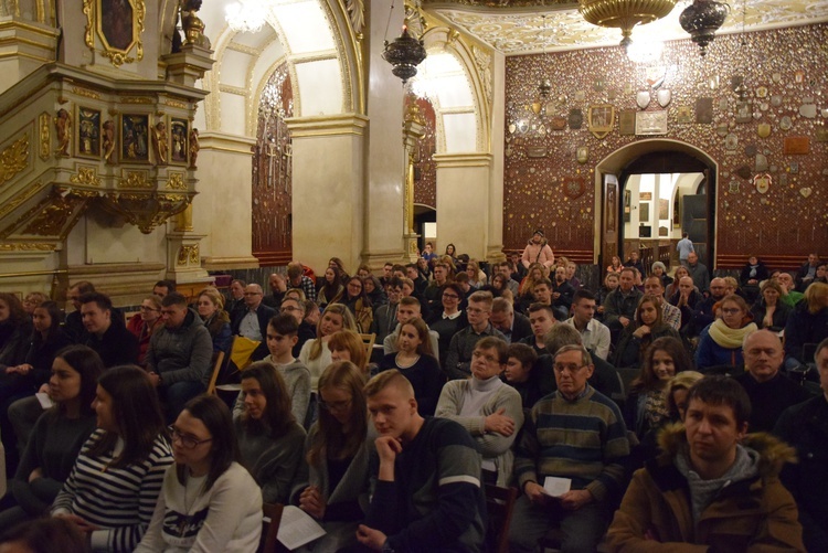 Zawierzenie Ruchu Światło-Życie diecezji łowickiej na Jasnej Górze