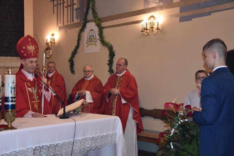 Bierzmowanie w Gumniskach