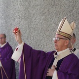 Poświęcenie ołtarza i prezbiterium w Bojszowach Nowych