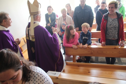 Poświęcenie ołtarza i prezbiterium w Bojszowach Nowych
