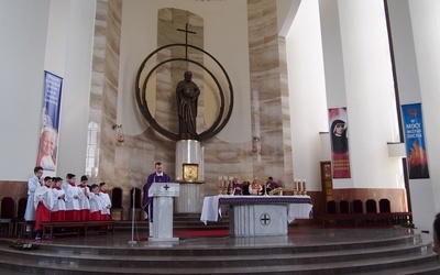 Abp Jean-Clément Jeanbart w parafii św. Brata Alberta